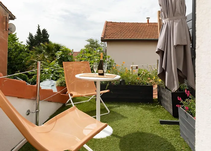 Les Arenes Wi-fi Climatisation Jardin Netflix 10 Mn Coeur De Villa Béziers